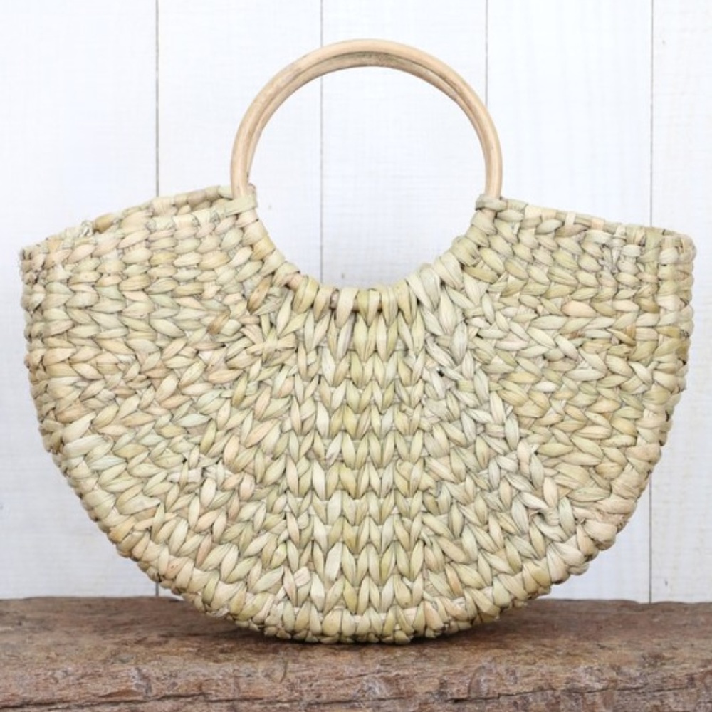 Straw Bag - Picture 1 of 2